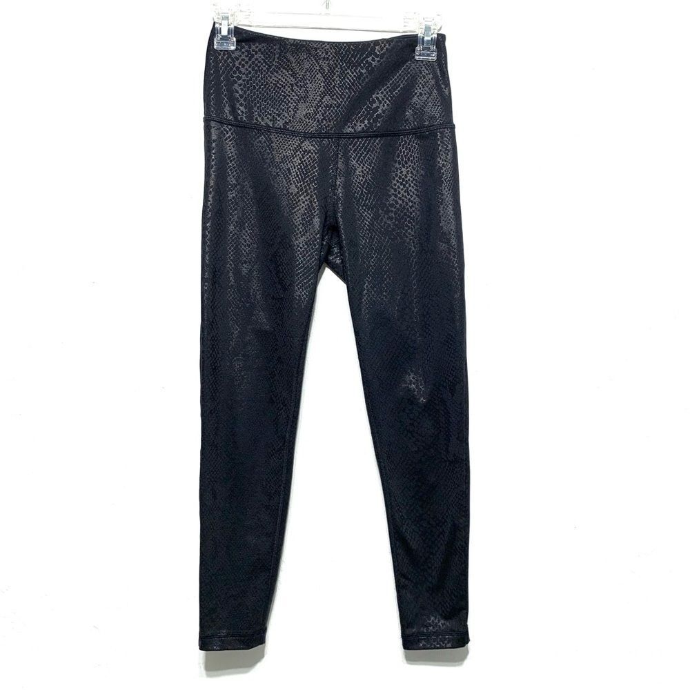 Everlast Faux Leather Snake Look High-Rise Cropped Leggings Womens size Small